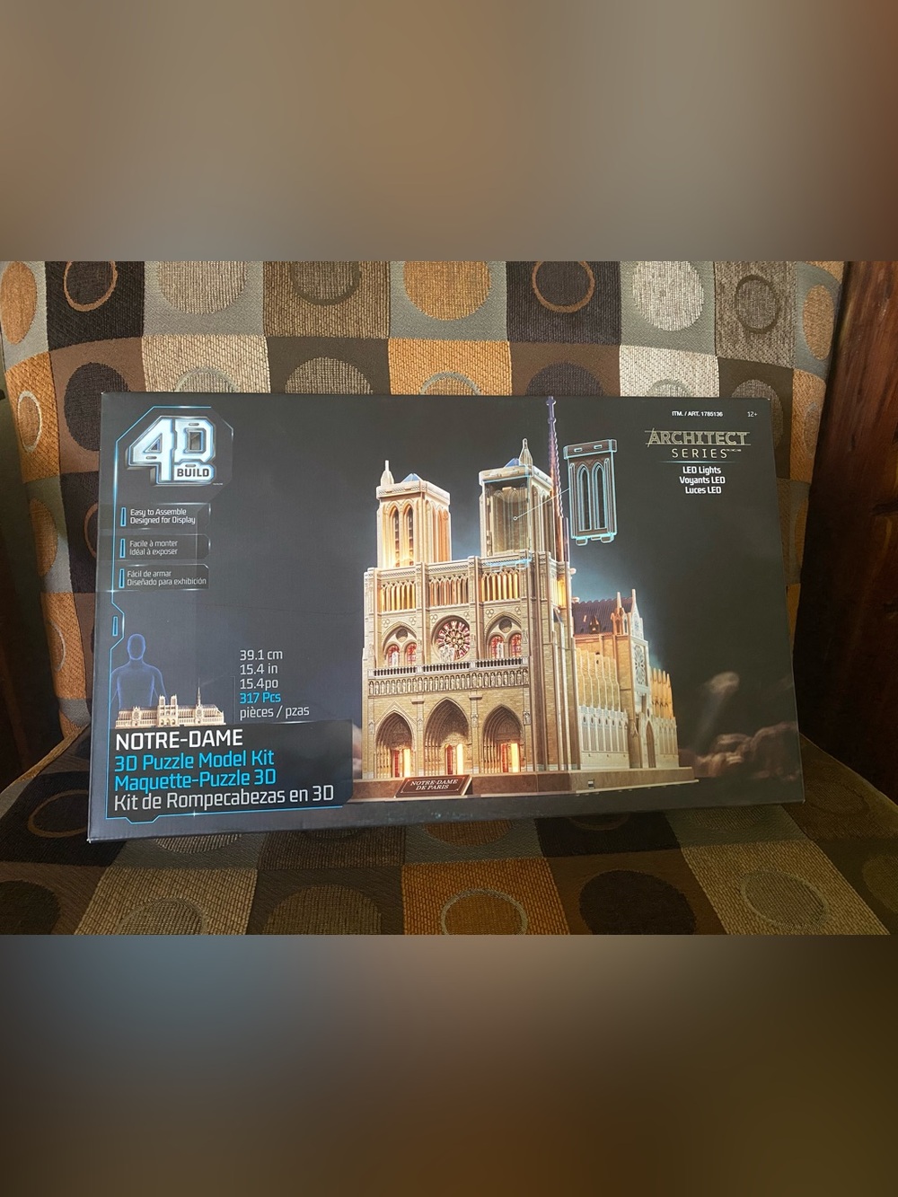 New in Box Notre-Dame 3D Puzzle LED Light Model Kit Puzzle